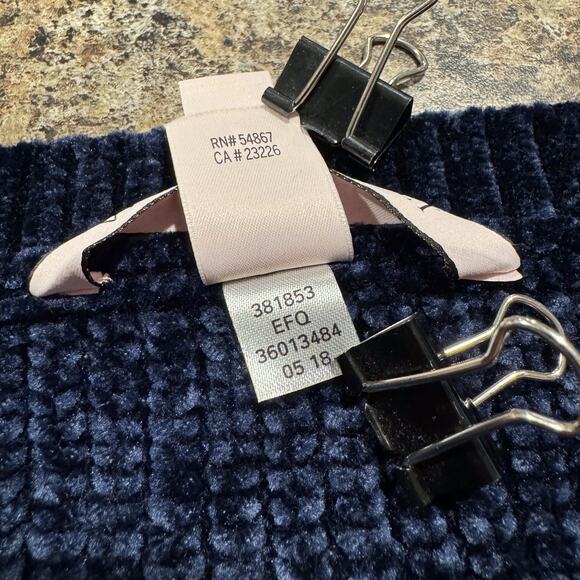 Victorias Secret Sweater Chenille Cozy Minimalist Casual Grunge Goth Blue XL LB - Picture 5 of 6